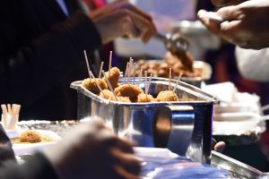 Image of Wedding Catering Services In Varanasi With Serve snacks