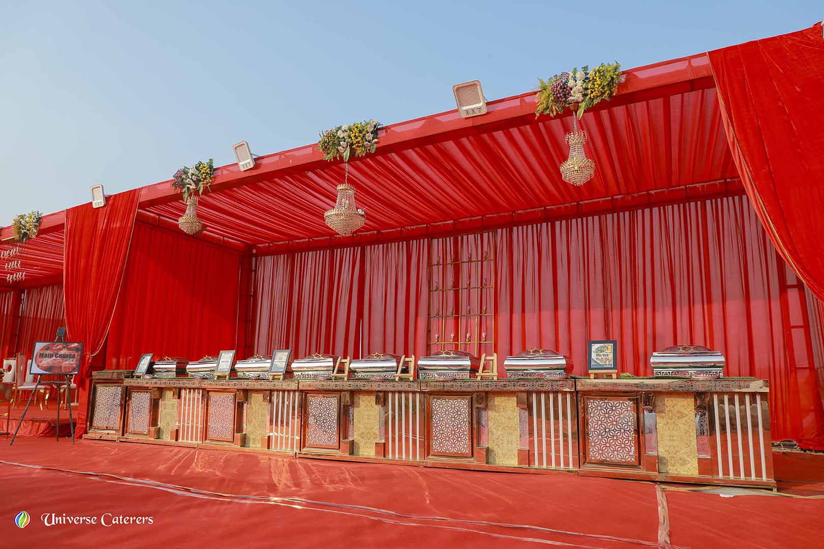 Best caterers in Varanasi wedding buffet setup